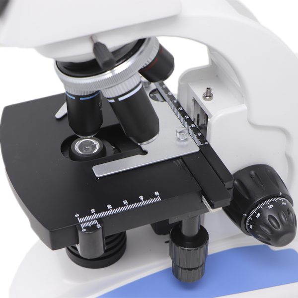 Microscopio Trinocular 110/UL - Image 3