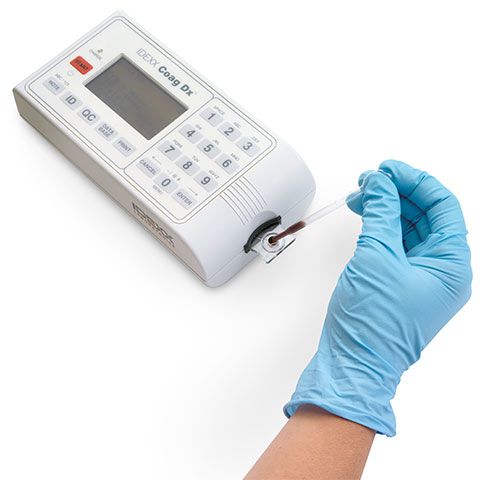 coag-dx-gallery-pipette-cartridge.jpg__720x720_q80_crop_subsampling-2